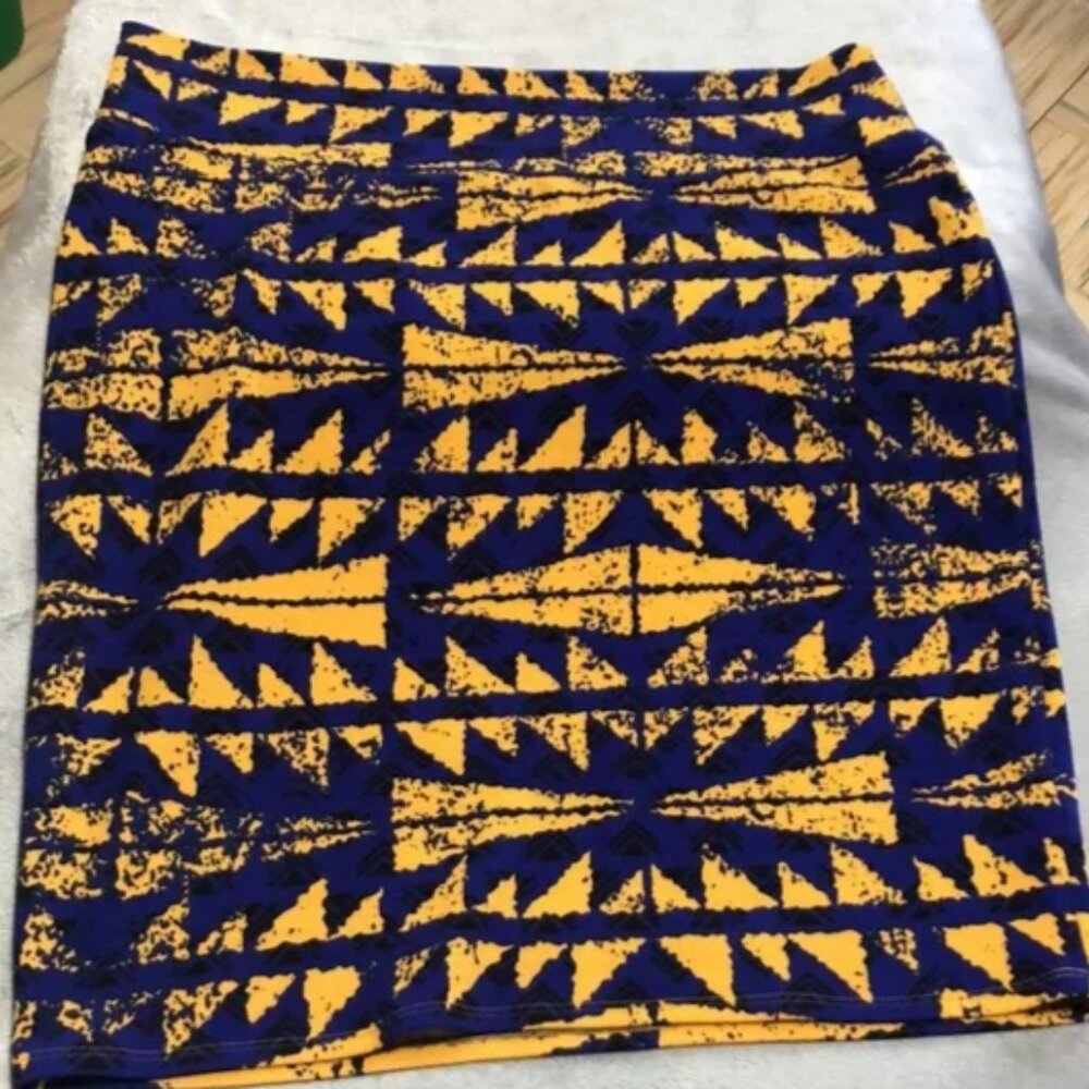 LuLaRoe Purple & Gold Cassie pencil skirt size 3X